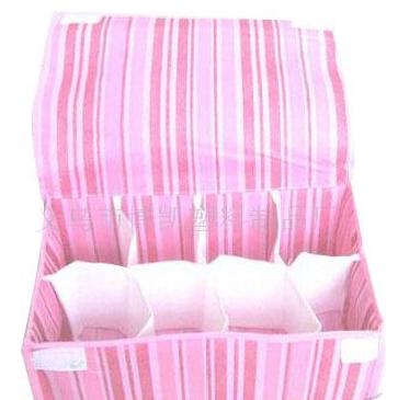 �����ռ{��