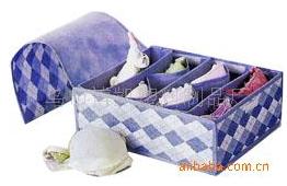 �o�����ռ{�� 