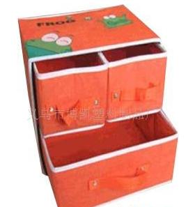 �����ռ{��