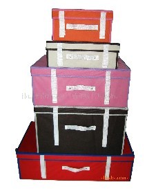 �o�����ռ{�� 