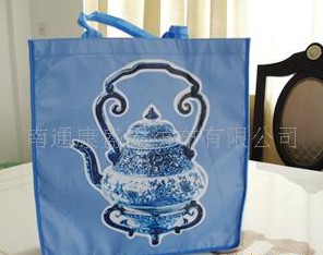 �h(hu��n)����