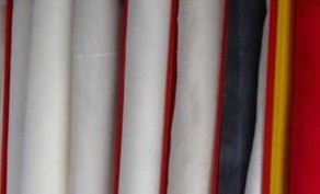 ��ɫ�o����