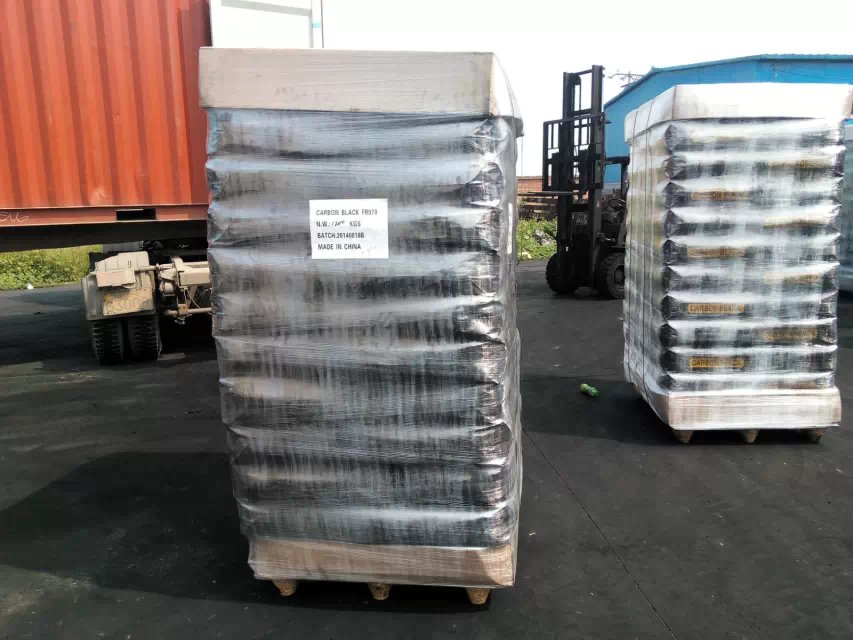 ��ĸ�ό���ɫ��̼��