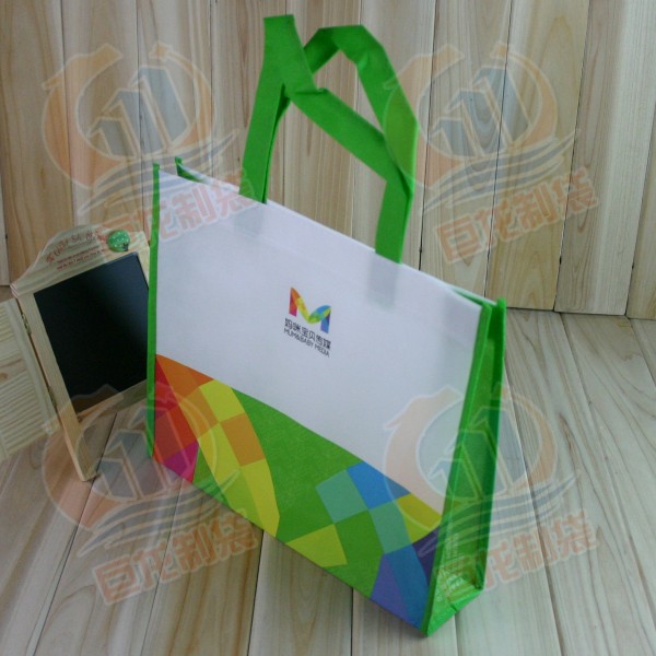 ��ɫ�o������