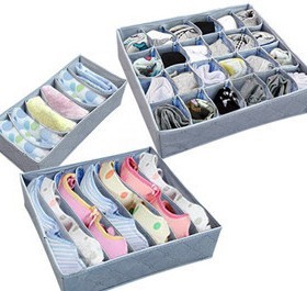 ������ռ{������