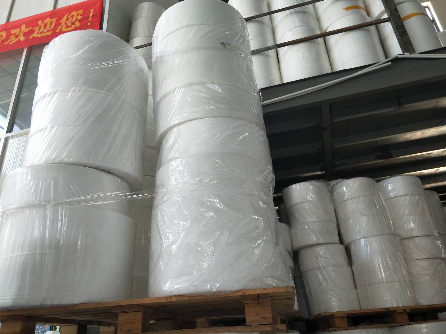 ��ɫ�o����